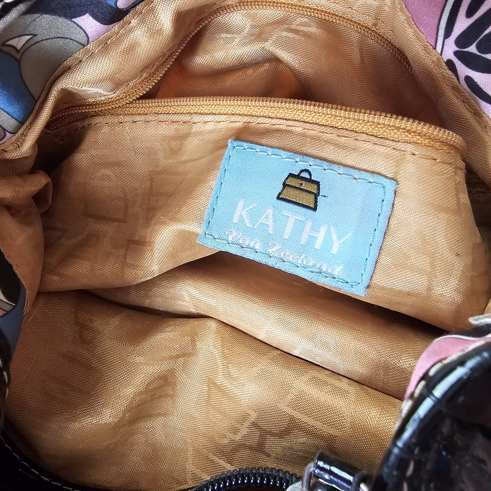 Kathy Van Zeland Purse RARE - Picture 3 of 3